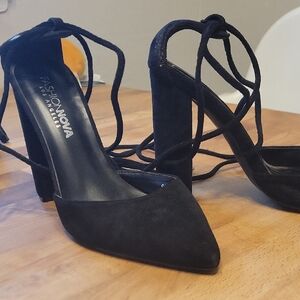 Fashion Nova Elegant Black Heels